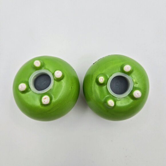 Rae Dunn Halloween Salt And Pepper Shaker Set Caldron Green Eek! Boo! Read - Picture 7 of 9